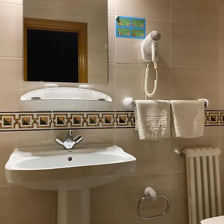 Hotell Condal 2*